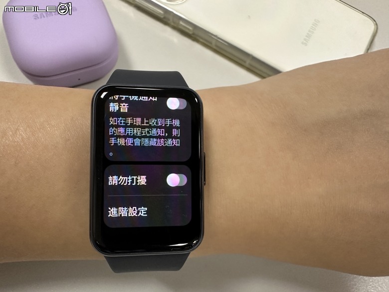 Samsung Galaxy Fit3 工作生活好夥伴，健康運動又兼顧時尚的智慧手環