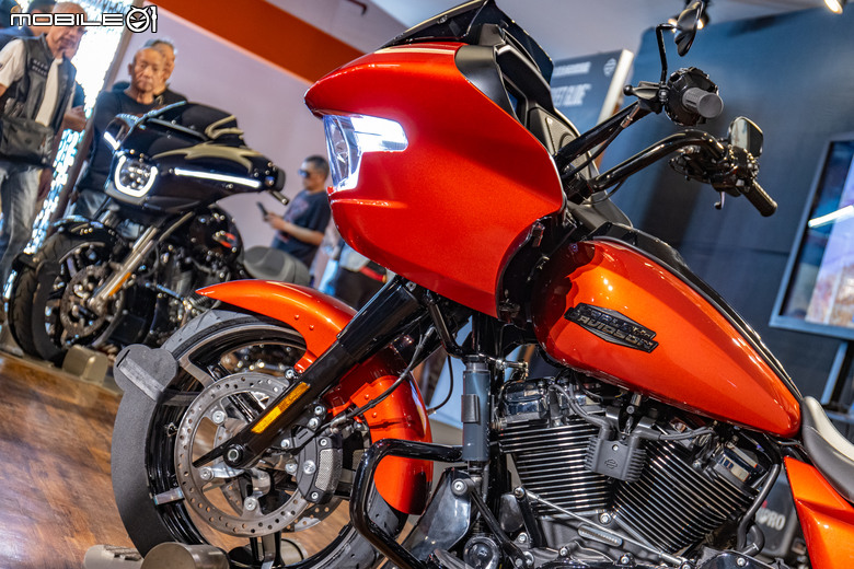 【採訪】Harley-Davidson美式巡航車雙霸Street Glide＆Road Glide改款登台！2024年式新車預售開跑！