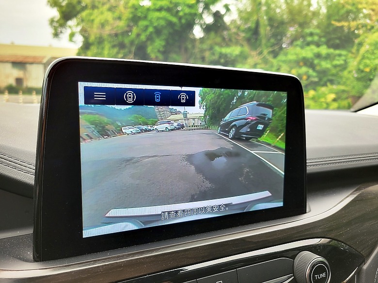 <<親子童趣>> FORD KUGA Vignale 試駕體驗心得 <<駕馭樂趣>>