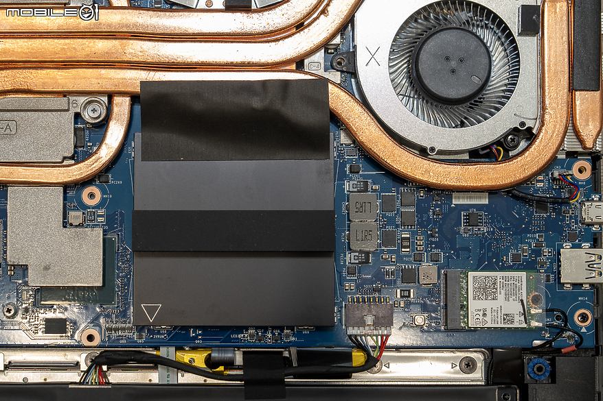 MSI CROSSHAIR 17 HX D14V 測試報告｜誠意滿載的入門電競王者