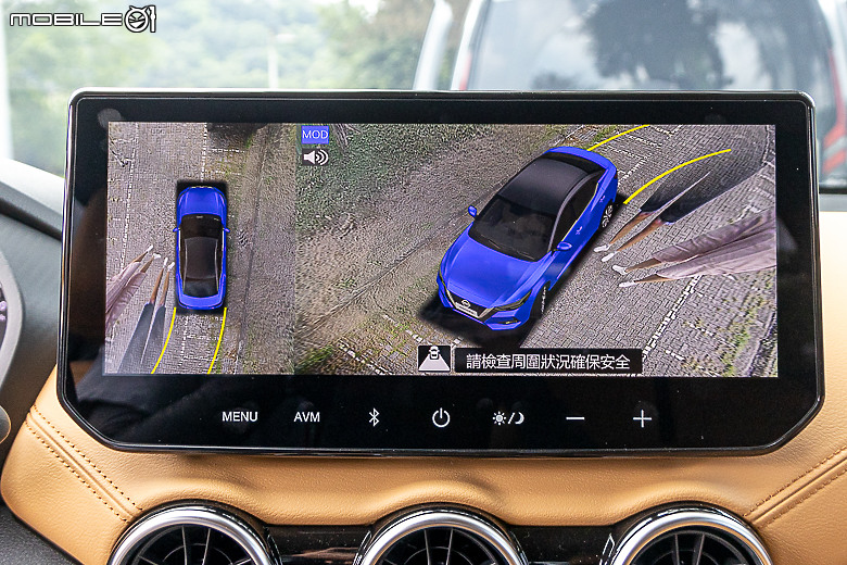 Nissan 小改款 Sentra 試駕｜Level 2、Auto Hold、大螢幕都上了，新好男人變得更體貼！