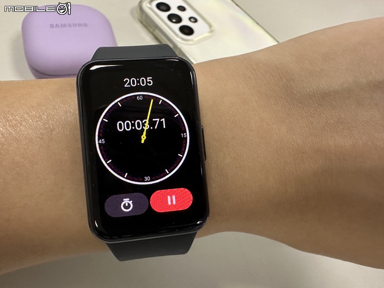 Samsung Galaxy Fit3 工作生活好夥伴，健康運動又兼顧時尚的智慧手環
