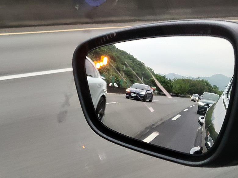 <<親子童趣>> FORD KUGA Vignale 試駕體驗心得 <<駕馭樂趣>>