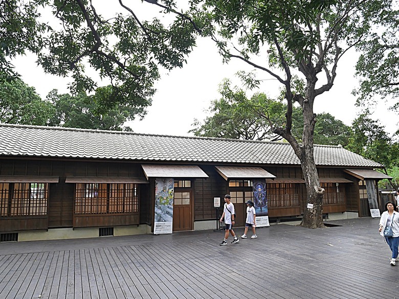國家漫畫博物館籌備處【臺中刑務所演武場、典獄官舍、浴場、官舍群】 — 2024清明連假之臺中市區內一方綠意與懷舊日式宿舍散策