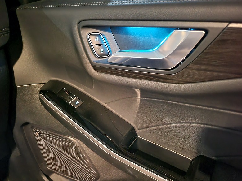 <<親子童趣>> FORD KUGA Vignale 試駕體驗心得 <<駕馭樂趣>>