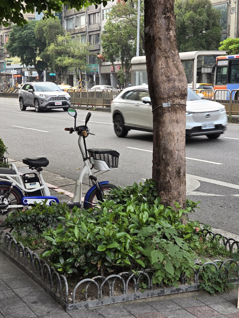 S24U 裝上鏡頭貼前後實拍差異分享