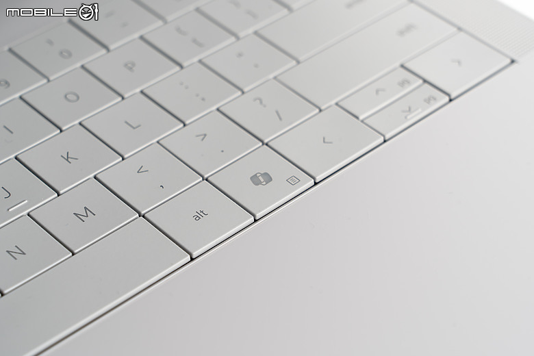 Dell XPS 14 (9440) 測試報告|效能更上層樓的極簡美學筆電!
