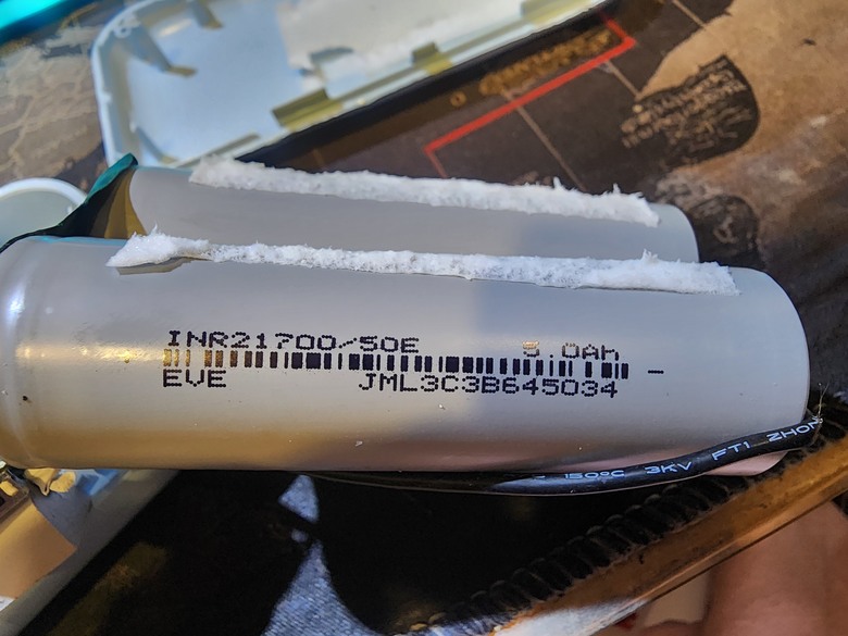 【拆解測試】SAMSUNG ITFIT 自帶線掛繩式行動電源10000mAh