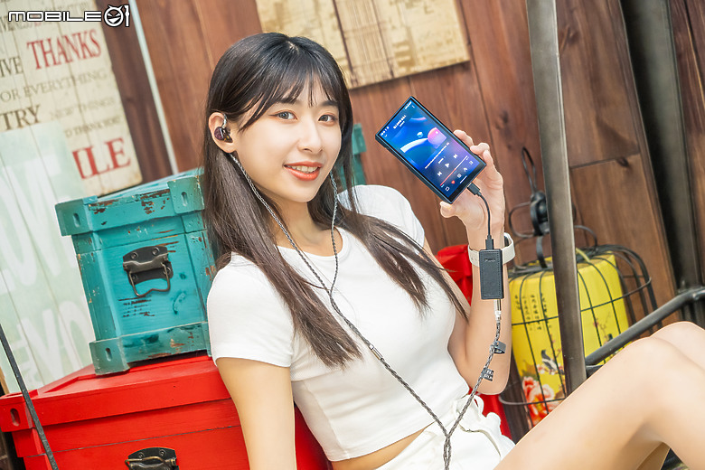 FiiO 桌上型旗艦播放器 R9 在台亮相 首度配置 HDMI 帶來全面視聽體驗