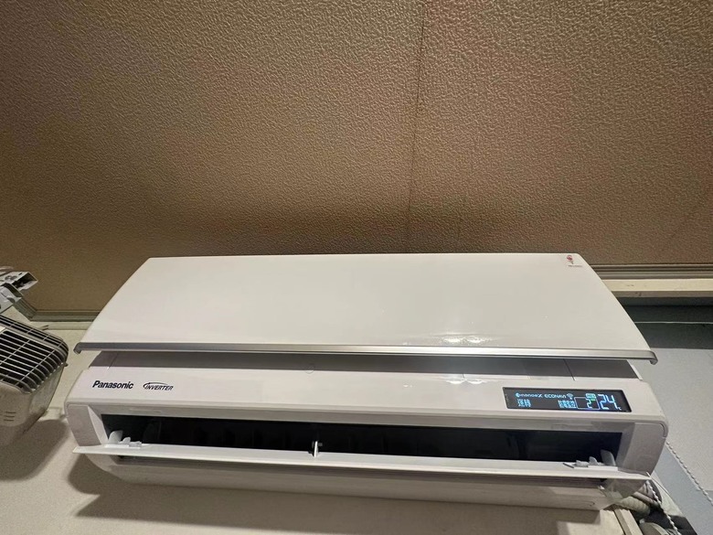 Panasonic UX頂級旗艦冷暖氣機 0608更開箱與維修歷程(UX28BA2/UX28BHA2)---0531更--0604更