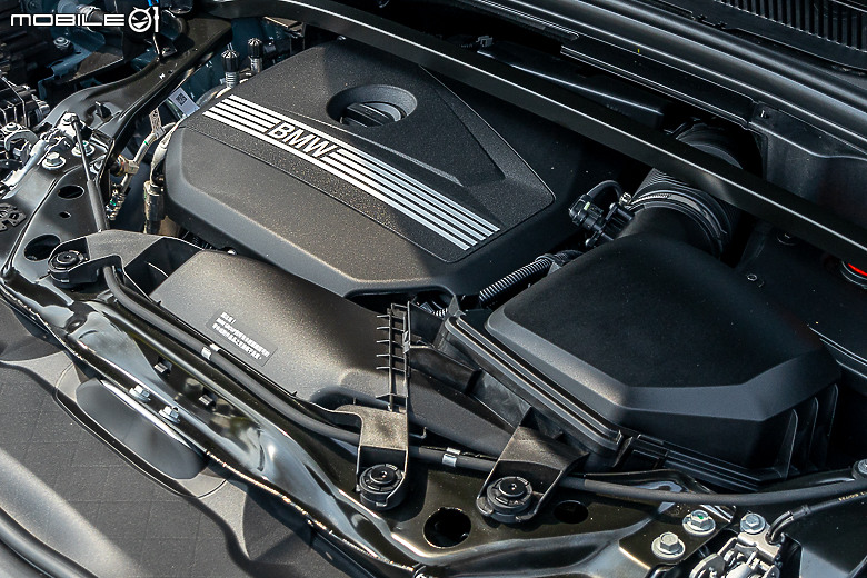 BMW 大改款 X2 20i / M35i 澎湖試駕|維持經典的大膽創新,走出自己的潮路線!