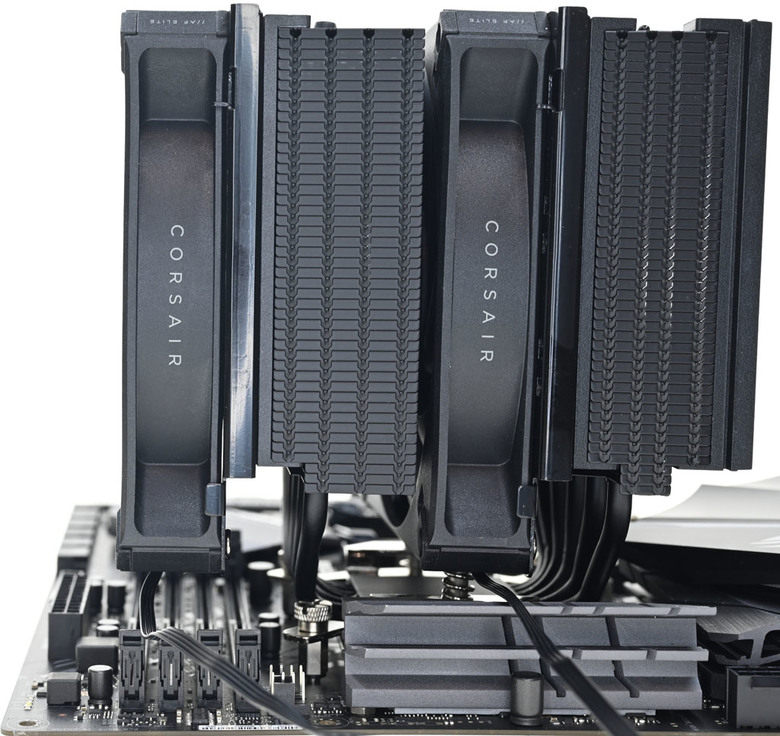 點我看大圖 CORSAIR A115散熱器開箱
