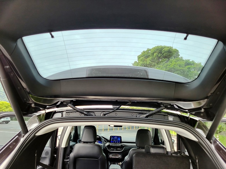 <<親子童趣>> FORD KUGA Vignale 試駕體驗心得 <<駕馭樂趣>>