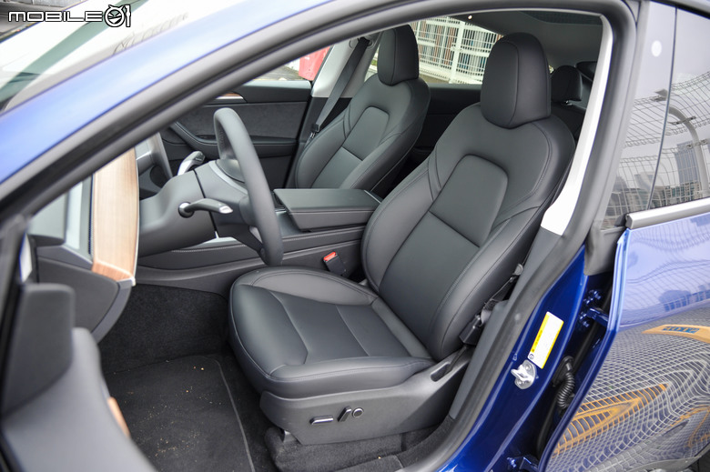 Tesla Model Y RWD 電耗實測|入門等級卻實力驚人,展現出色的電能效率!