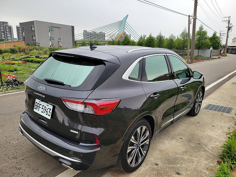 <<親子童趣>> FORD KUGA Vignale 試駕體驗心得 <<駕馭樂趣>>