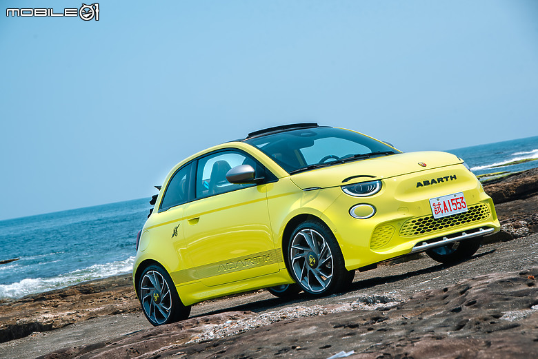 Abarth 500e Scorpionissima敞篷版國內首試|就是要與眾不同,壞起來卻更可愛!