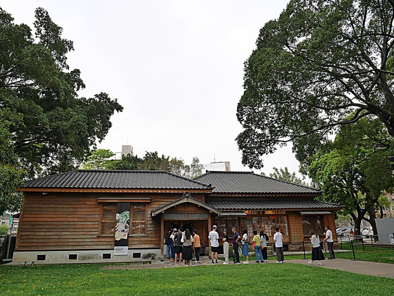 國家漫畫博物館籌備處【臺中刑務所演武場、典獄官舍、浴場、官舍群】 — 2024清明連假之臺中市區內一方綠意與懷舊日式宿舍散策