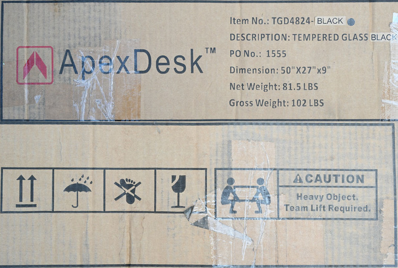 Apexgaming ApexDesk Lumi系列47吋電動升降桌開箱