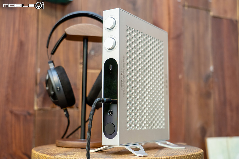 FiiO 桌上型旗艦播放器 R9 在台亮相 首度配置 HDMI 帶來全面視聽體驗