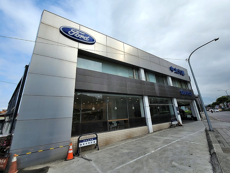 <<親子童趣>> FORD KUGA Vignale 試駕體驗心得 <<駕馭樂趣>>