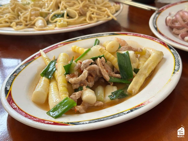 點我看大圖 澎湖馬公|甲貳石頭火鍋店_在地老店但可惜沒吃到火鍋