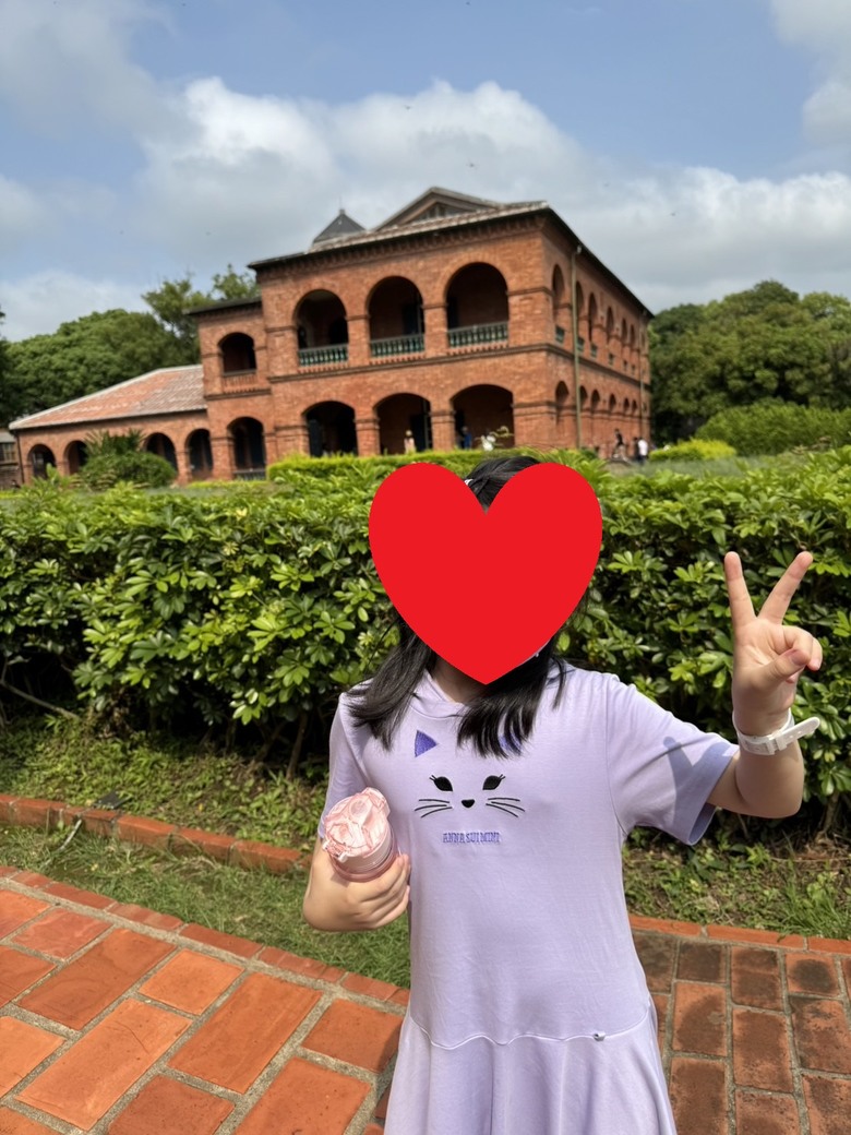 提前安排的母親節午餐 + 淡水河畔一日遊 - 時光樹影-Memory 河岸景觀餐廳 / 淡水紅毛城快閃