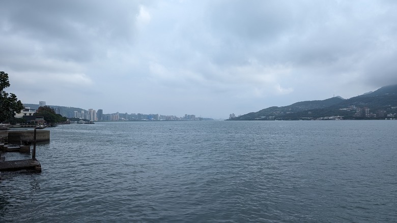 提前安排的母親節午餐 + 淡水河畔一日遊 - 時光樹影-Memory 河岸景觀餐廳 / 淡水紅毛城快閃