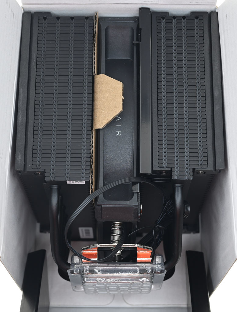 點我看大圖 CORSAIR A115散熱器開箱