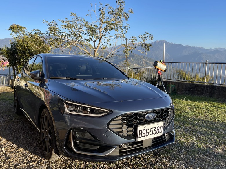 陪我收藏天文宇宙的 Focus Hatchback