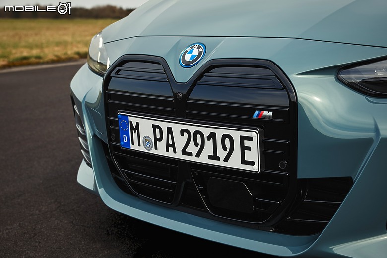 【海外新訊】BMW 小改款 i4 / 4 GranCoupe 亮相,換上OS 8.5介面、新增四驅 i4 xDrive40車型!
