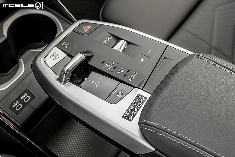 BMW 大改款 X2 20i / M35i 澎湖試駕|維持經典的大膽創新,走出自己的潮路線!