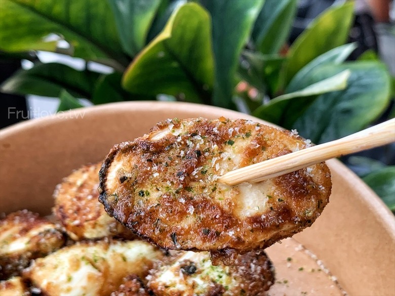 點我看大圖 限定醬烤筊白筍,脆甜可口,醬烤玉米很Q也很涮嘴