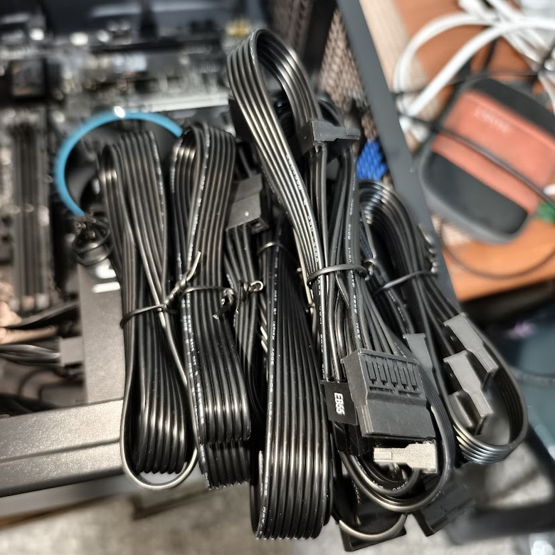 華碩B760M-E DDR4 主機板 及I3-14代 海韻電源 WIN11 專業版怪現象 簡單小記錄