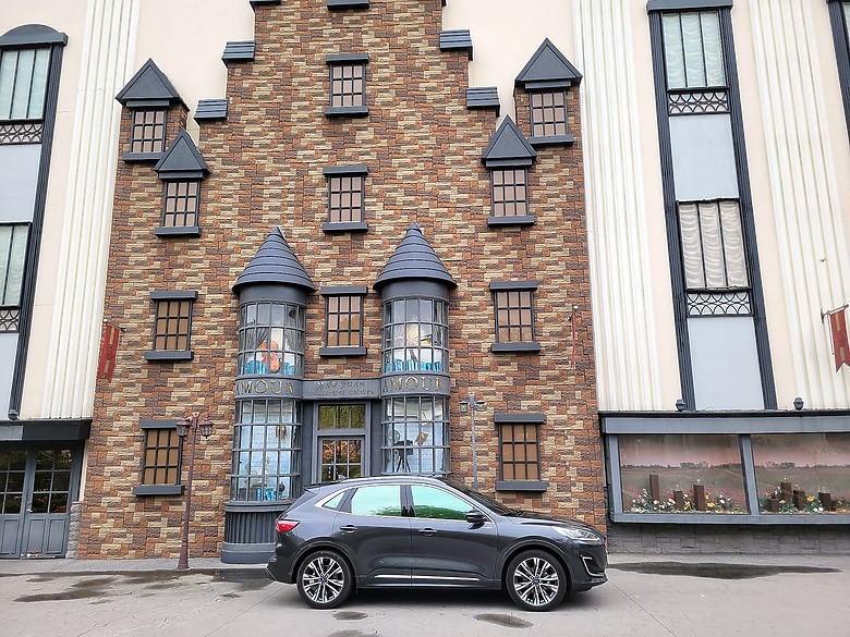 <<親子童趣>> FORD KUGA Vignale 試駕體驗心得 <<駕馭樂趣>>