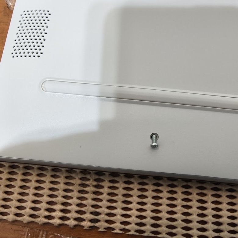實用外觀低調 HP 15-fd0072TU 星河銀筆電簡要開箱紀錄