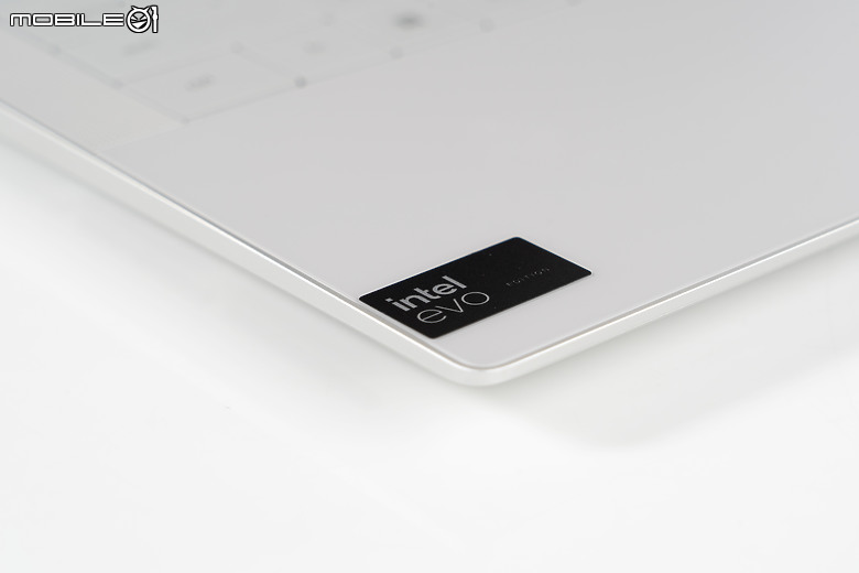 Dell XPS 14 (9440) 測試報告|效能更上層樓的極簡美學筆電!