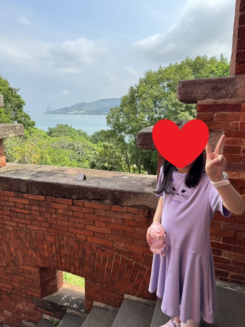 提前安排的母親節午餐 + 淡水河畔一日遊 - 時光樹影-Memory 河岸景觀餐廳 / 淡水紅毛城快閃