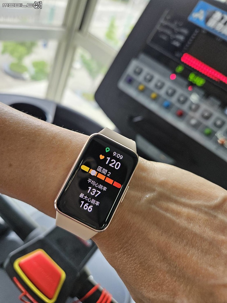 Samsung Galaxy Fit3智慧手環 穿搭 運動 睡眠一起動起來