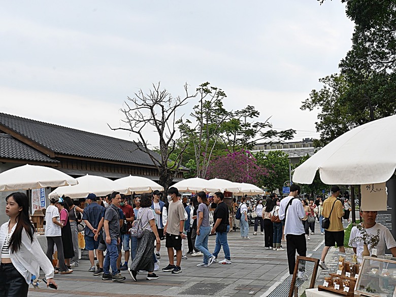 國家漫畫博物館籌備處【臺中刑務所演武場、典獄官舍、浴場、官舍群】 — 2024清明連假之臺中市區內一方綠意與懷舊日式宿舍散策
