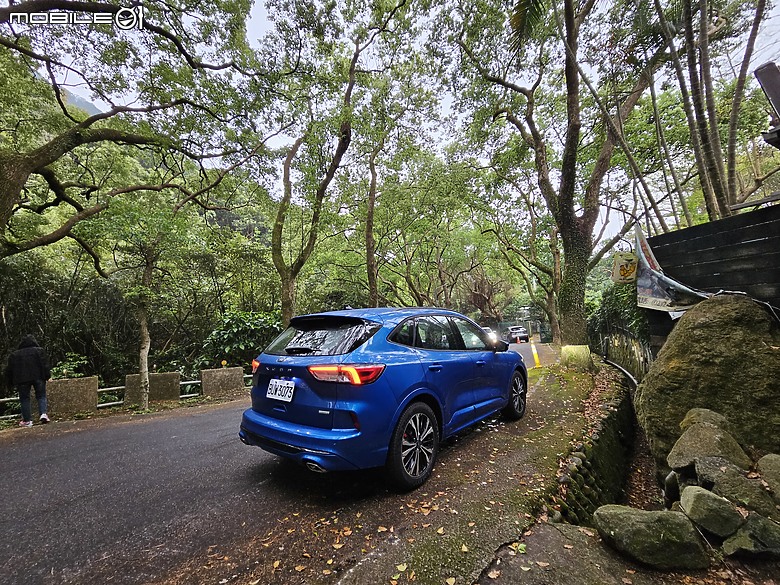 愛不只是一個感覺，它還是一個決定，一個選擇，一個承諾 / Ford Kuga EcoBoost 180 ST-Line Sport
