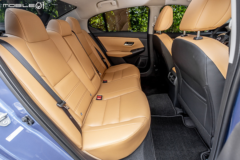 Nissan 小改款 Sentra 試駕｜Level 2、Auto Hold、大螢幕都上了，新好男人變得更體貼！
