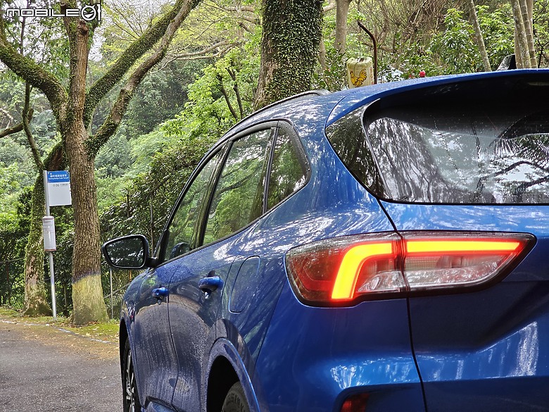 愛不只是一個感覺，它還是一個決定，一個選擇，一個承諾 / Ford Kuga EcoBoost 180 ST-Line Sport