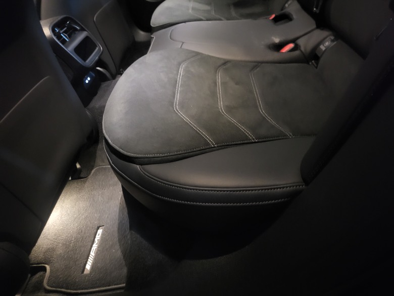 BENZ E300 AMG版(W214)實駕2個月心得分享