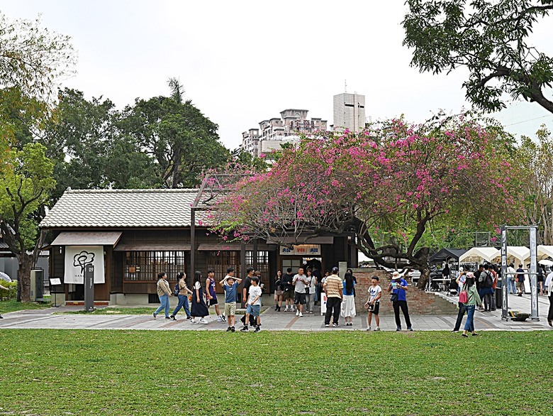 國家漫畫博物館籌備處【臺中刑務所演武場、典獄官舍、浴場、官舍群】 — 2024清明連假之臺中市區內一方綠意與懷舊日式宿舍散策