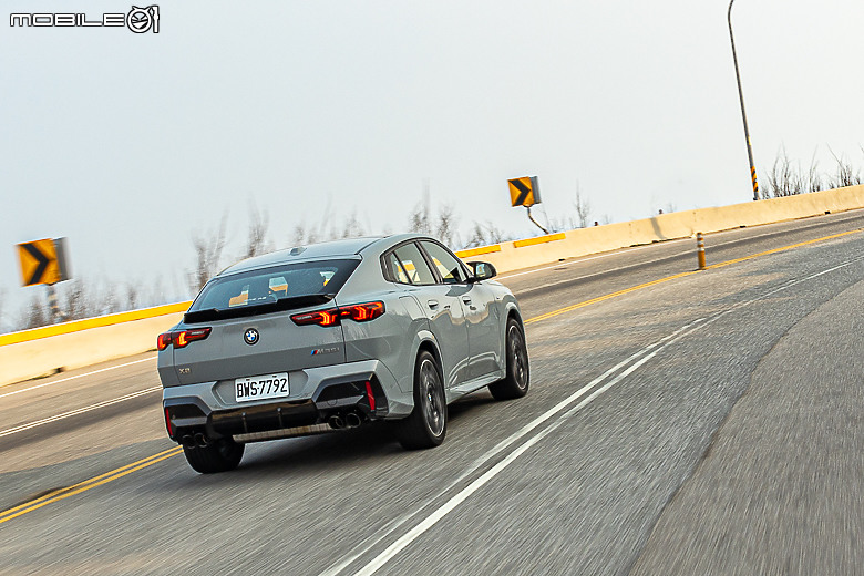 BMW 大改款 X2 20i / M35i 澎湖試駕|維持經典的大膽創新,走出自己的潮路線!