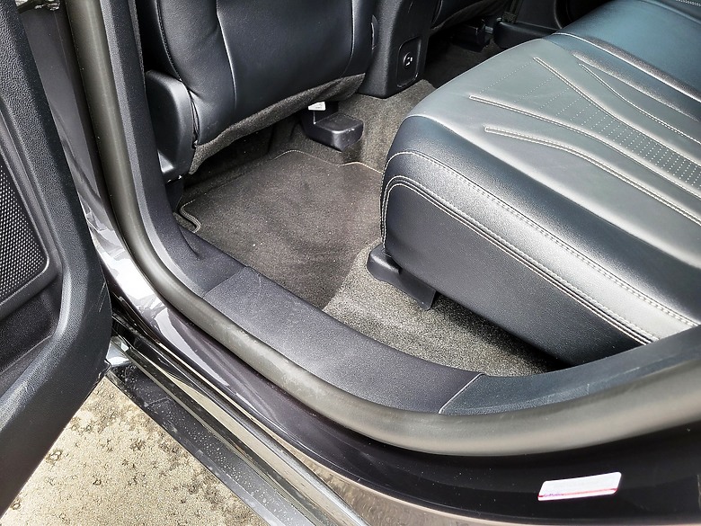 <<親子童趣>> FORD KUGA Vignale 試駕體驗心得 <<駕馭樂趣>>