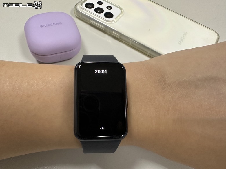 Samsung Galaxy Fit3 工作生活好夥伴，健康運動又兼顧時尚的智慧手環