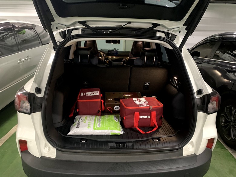 點我看大圖 Ford Kuga,科技、舒適且1升油能跑17公里的都市通勤車(FORD KUGA 極致玩家)