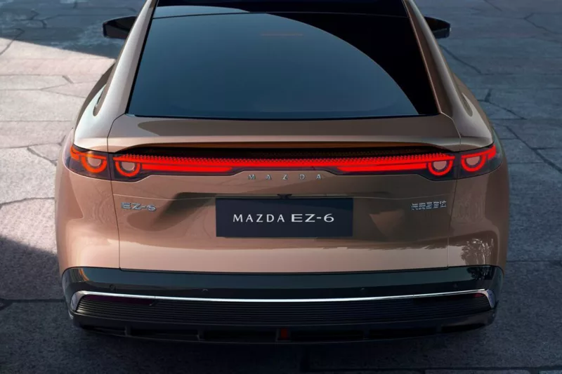 失望！竟然是長安的貼牌車Mazda EZ-6北京車展正式發表
