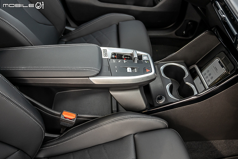 BMW 大改款 X2 20i / M35i 澎湖試駕|維持經典的大膽創新,走出自己的潮路線!